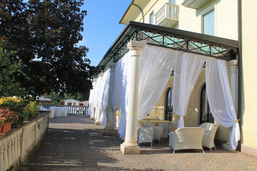 Villa Belvedere 1849 Misano di Gera dʼAdda Dış mekan fotoğraf